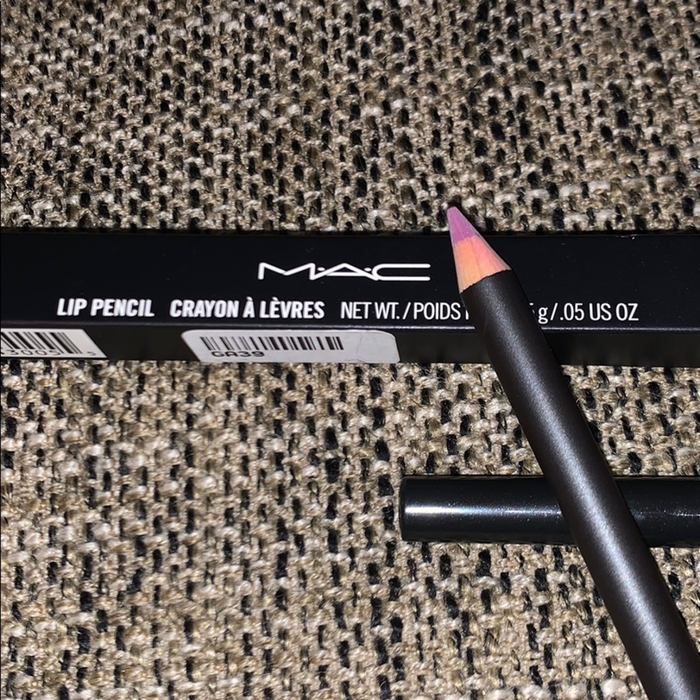 MAC Cosmetics lip pencil magenta NWT - Picture 4 of 6